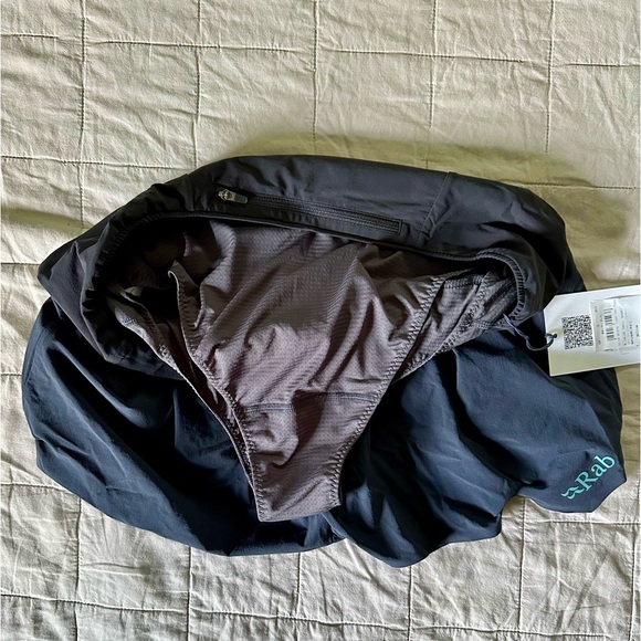 Rab Women's Talus Trail Light Shorts size US medium, UK 12 - Picture 4 of 6